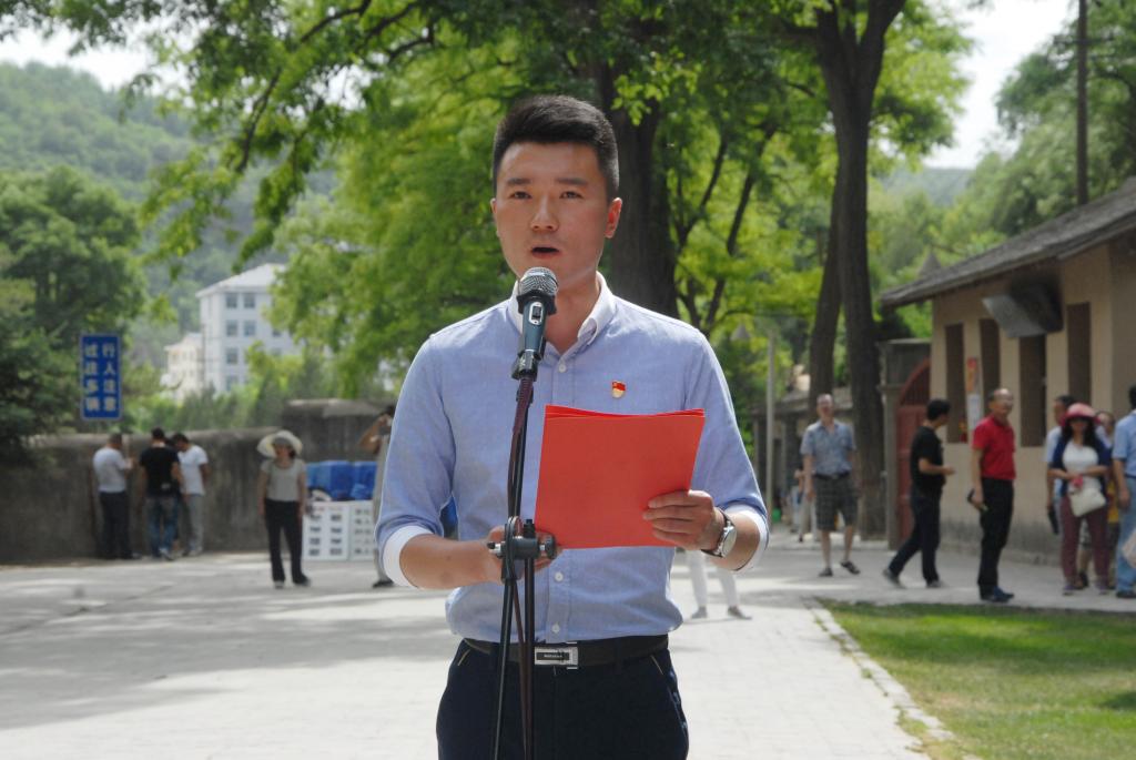 党员代表发言